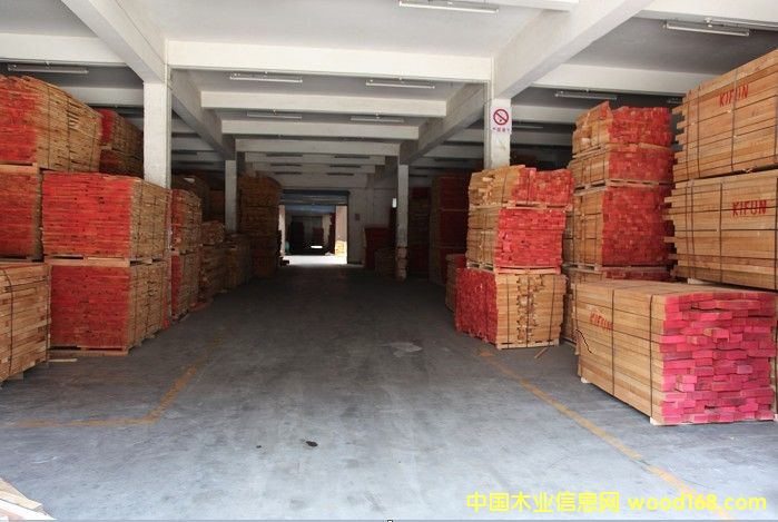 �D���}����Ϣ �c���ɷŴ�