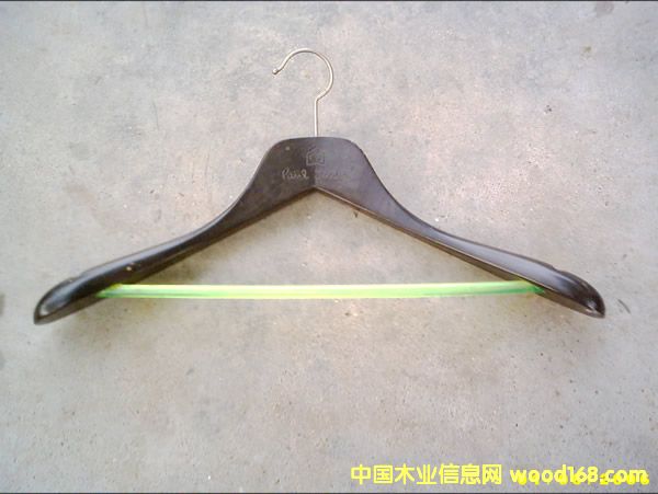 �o(w��)�U����ɫ�¼ܵ�Ԕ��(x��)��B