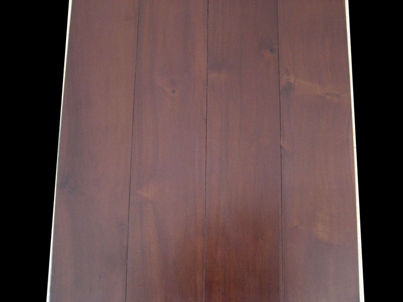 �ں���(ɫ)��ľ�ذ�