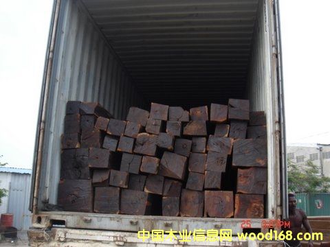 �c(di��n)���鿴EBANO�Ŵ�DƬ