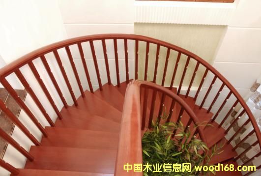 ���݌�(sh��)ľ���ݼt�ǘ���07��Ԕ��(x��)��B