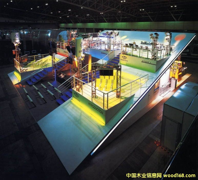 �c(di��n)���鿴����b�޷Ŵ�DƬ