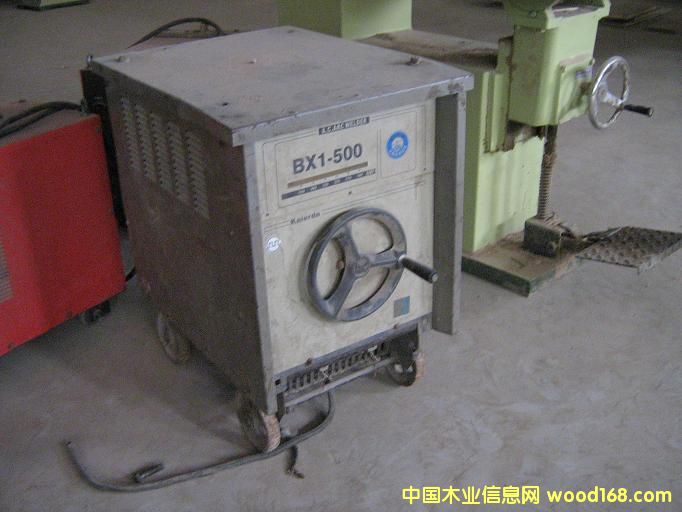 �c(di��n)���鿴�и�C(j��)�Ŵ�DƬ