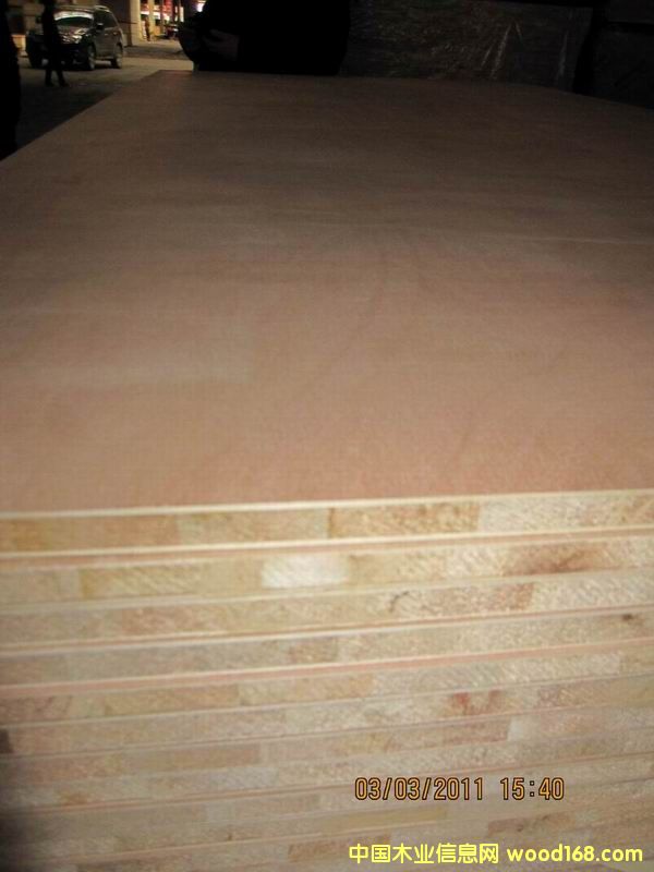 �R����о��ľ����