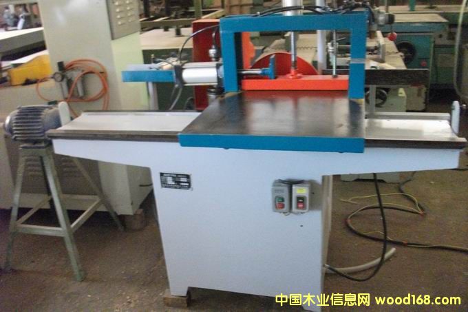 ���X��ľ�C(j��)һ��