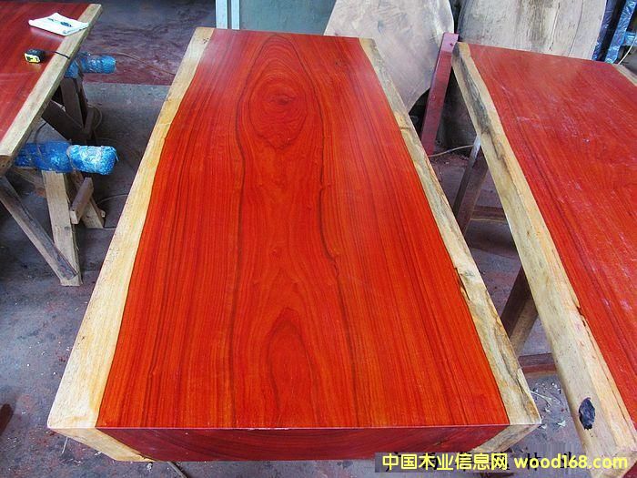 �t������A