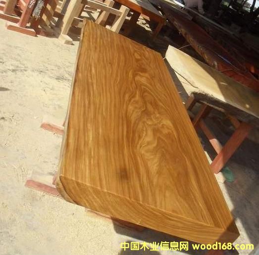 ��z骴��װ�