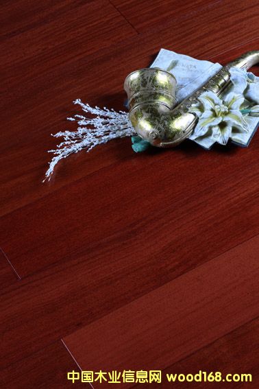 �·ƹ���(y��ng)��(y��u)�|(zh��)��֬ľ����(sh��)ľ�ذ� �t��̴��(sh��)ľ��(f��)�ϵذ�