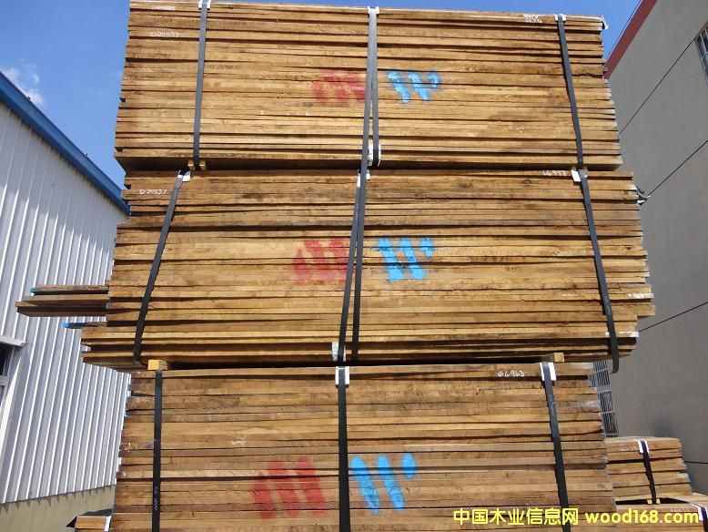 4/4 2COM  �ں���