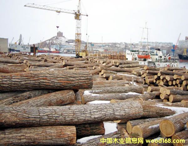 ���_˹ľ�ĸۿ� 