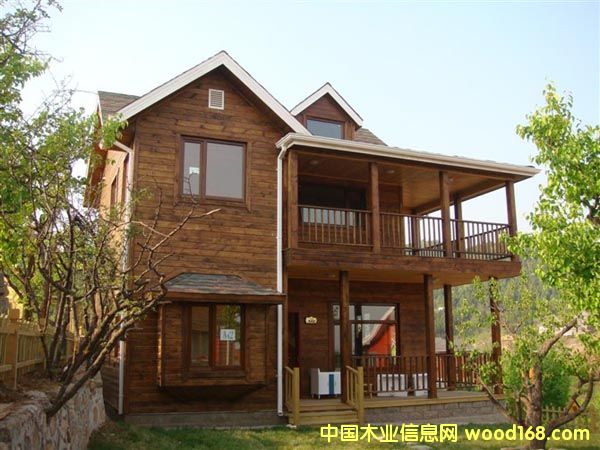 ����ɭ��ľ��