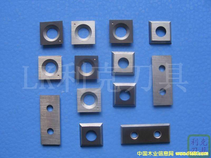 LK�ᗉʽ������Ƭϵ�е�Ԕ����B