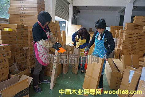 ��Ȫ��ľ��Ʒ����M����(zh��n)�_���A��