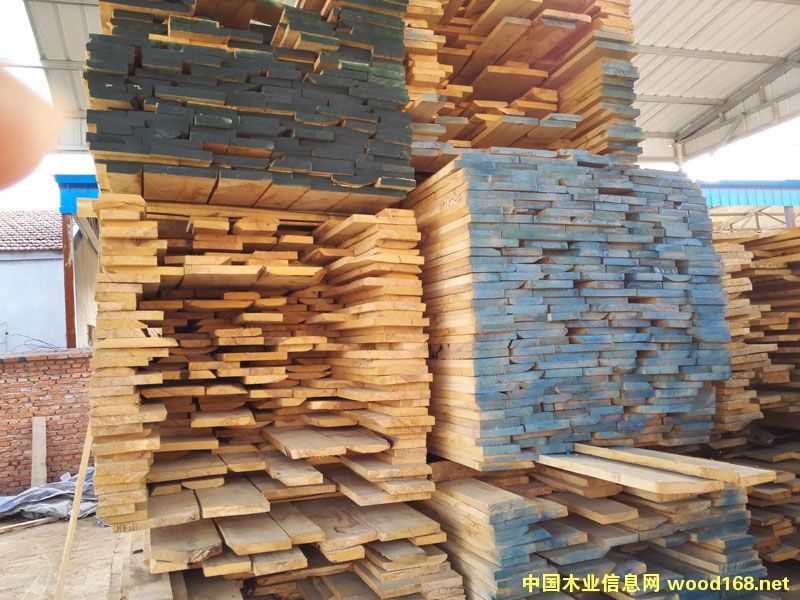 �������D