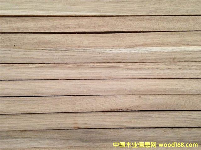 ����ľ��� �W���M(j��n)����һ��(j��)ľ��� �������M(j��n)��ľ��