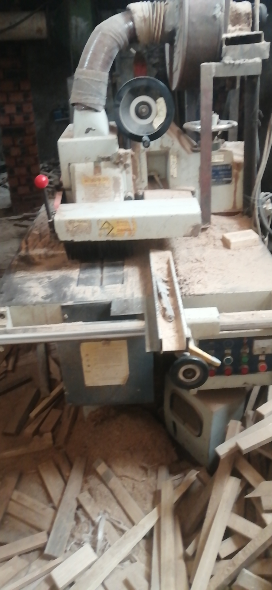 ���A���܆�Ƭ�