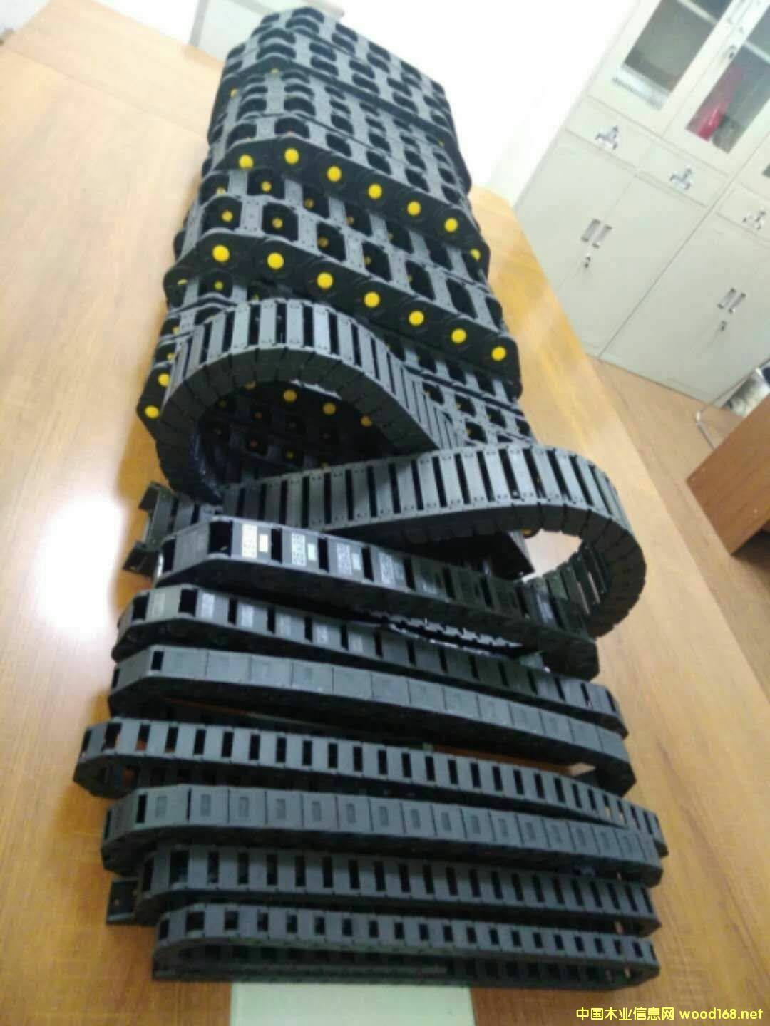 �ӹ���������?f��)��?><br>
                      <font size=3><b>�ӹ���������?f��)��?/b></font></a></div>
                  </td>
                </tr>
                 
                <tr> 
                  
                <td height=