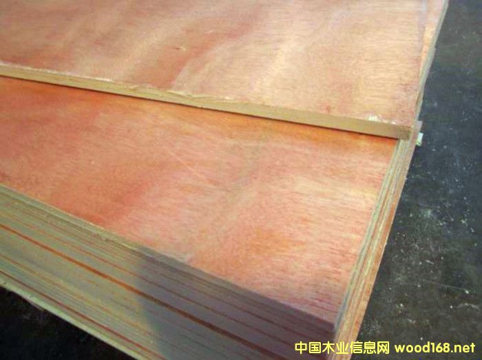 18�Ό��һ�о��(x��)ľ����