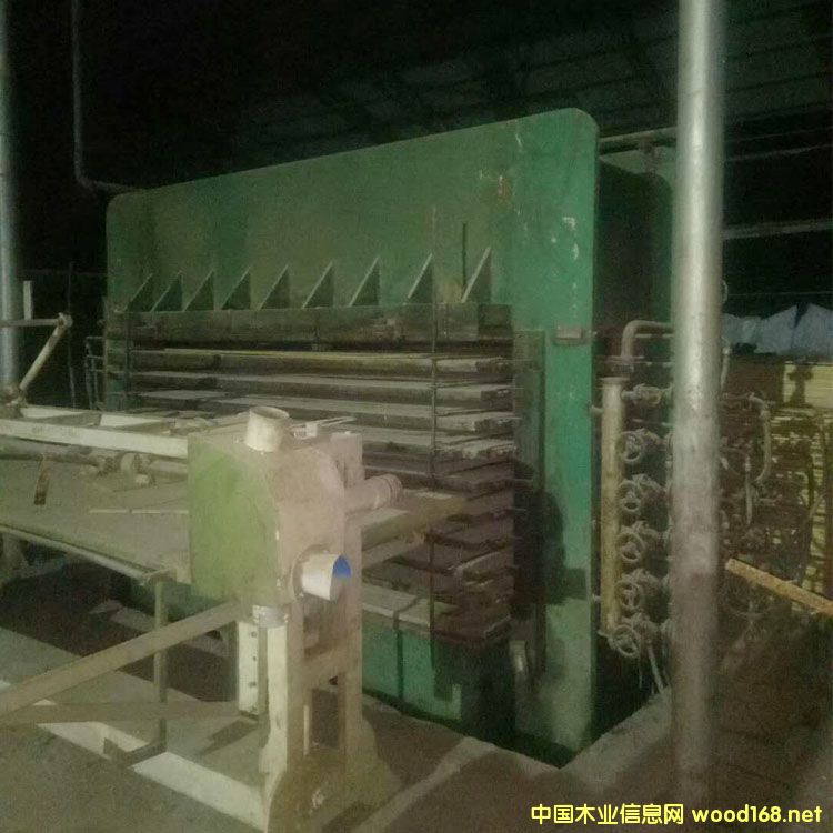 �R��ʢ�4*8��ʮ�Ӷ����f�ቺ�C